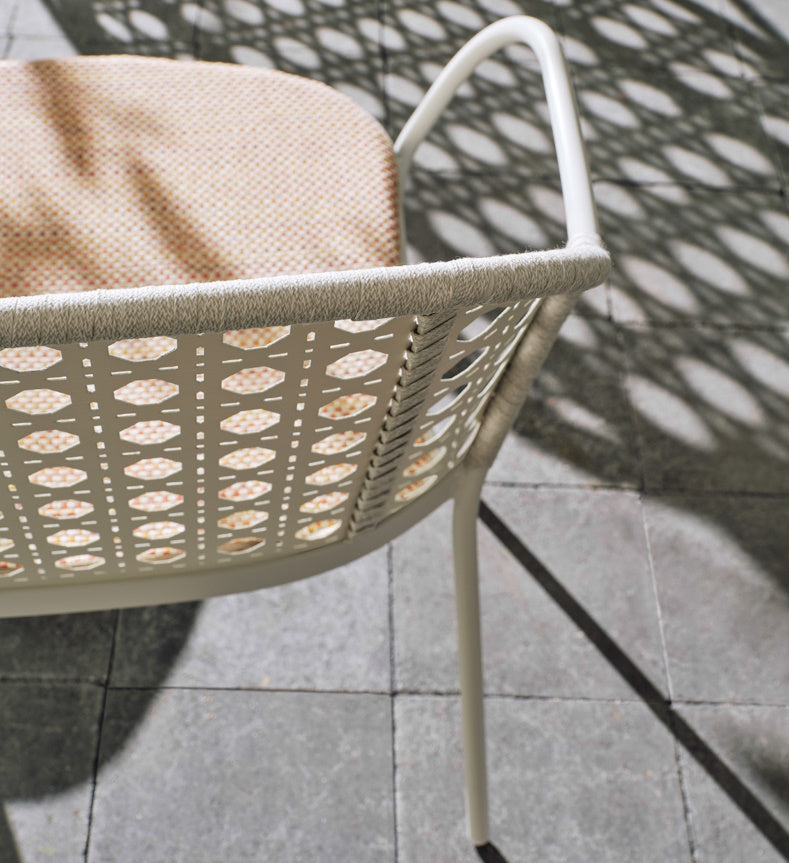Brise lounge armchair by Gervasoni