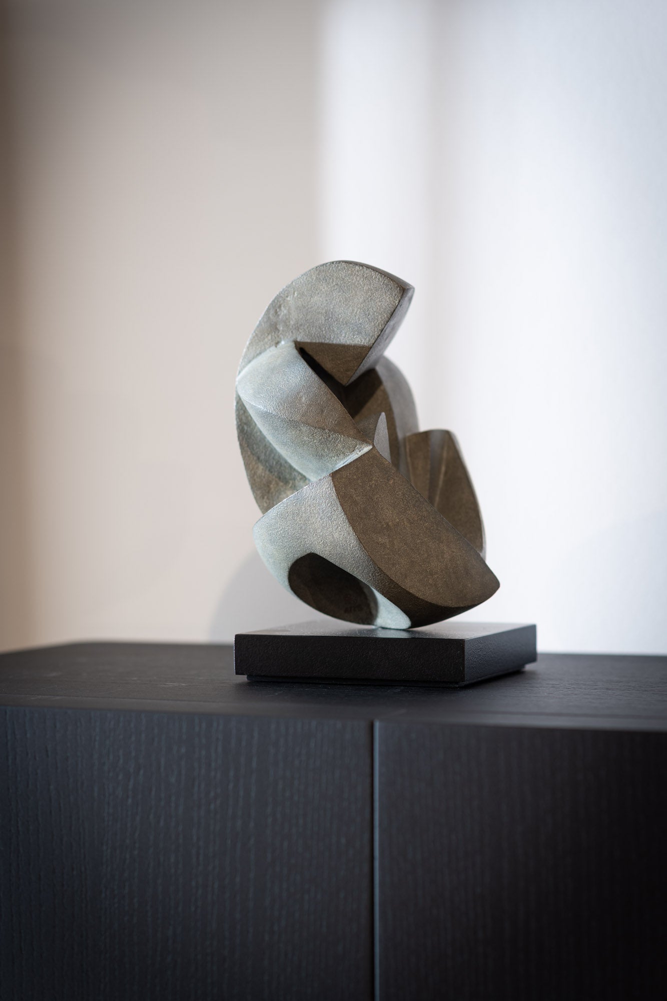 GARDECO | UNCONDITIONAL LOVE XS - ORN PORCELAIN | $2,775.00