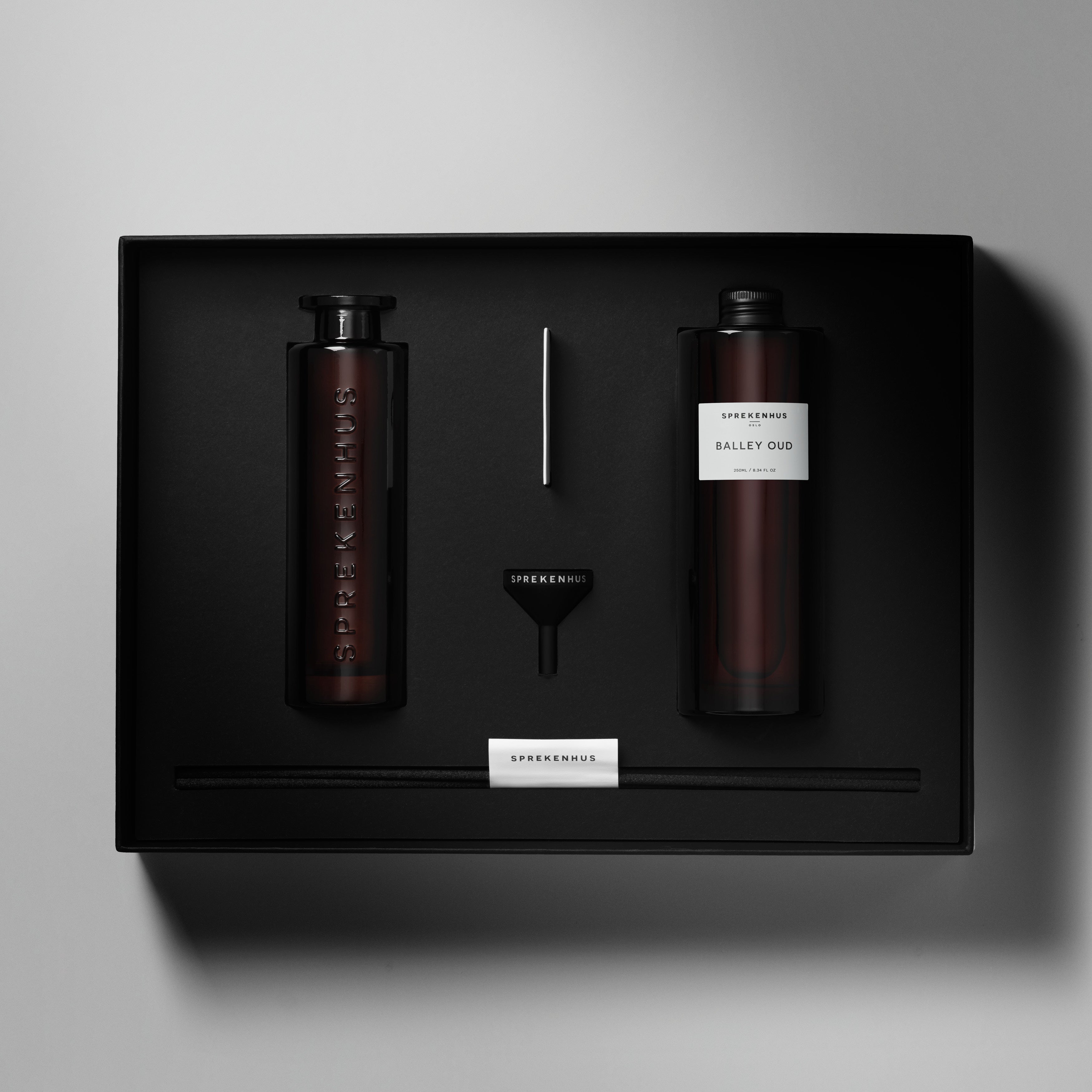 Diffuser Utensils Kit SPREKENHUS | HOME FRAGRANCE DIFFUSER - KIT | $160.00 - PIETRA CASA