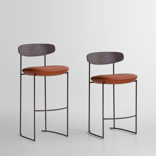 POTOCCO | Keel Bar Stools