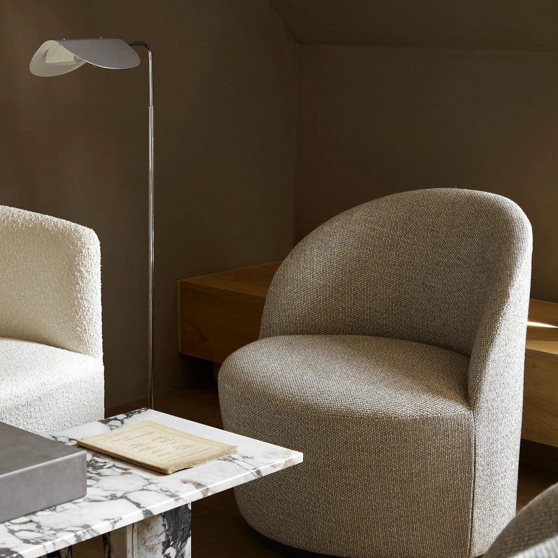 WING FLOOR LAMP I $1,060.00