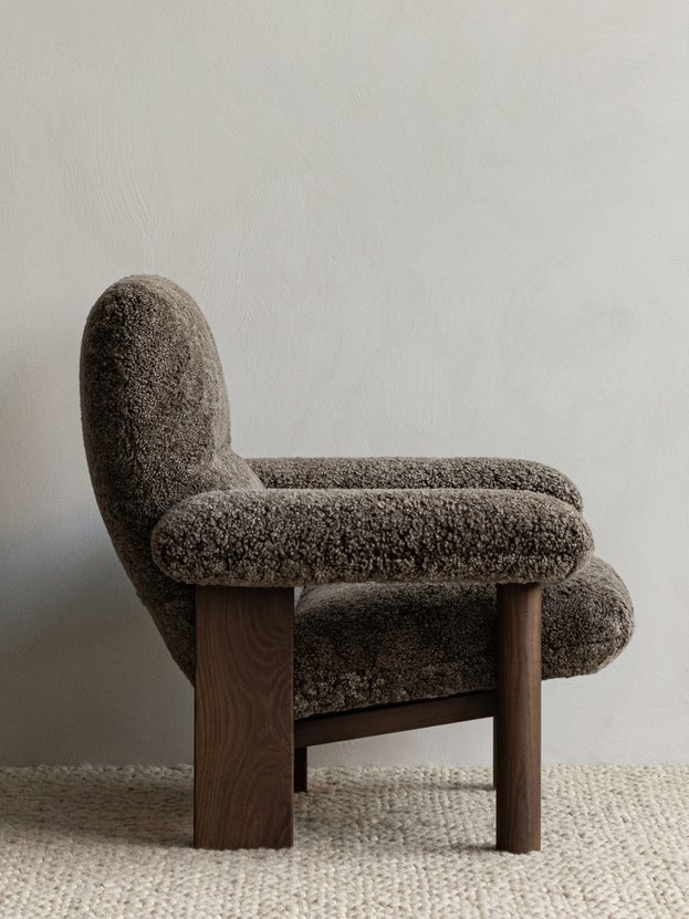 Brasilia Lounge Chair, Sheepskin