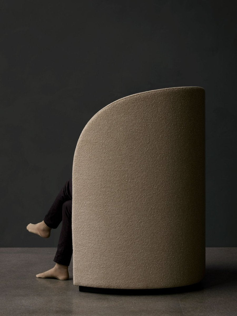 TEAROOM LOUNGE CHAIR, HIGH BACK I $3,935.00 - $4,775.00