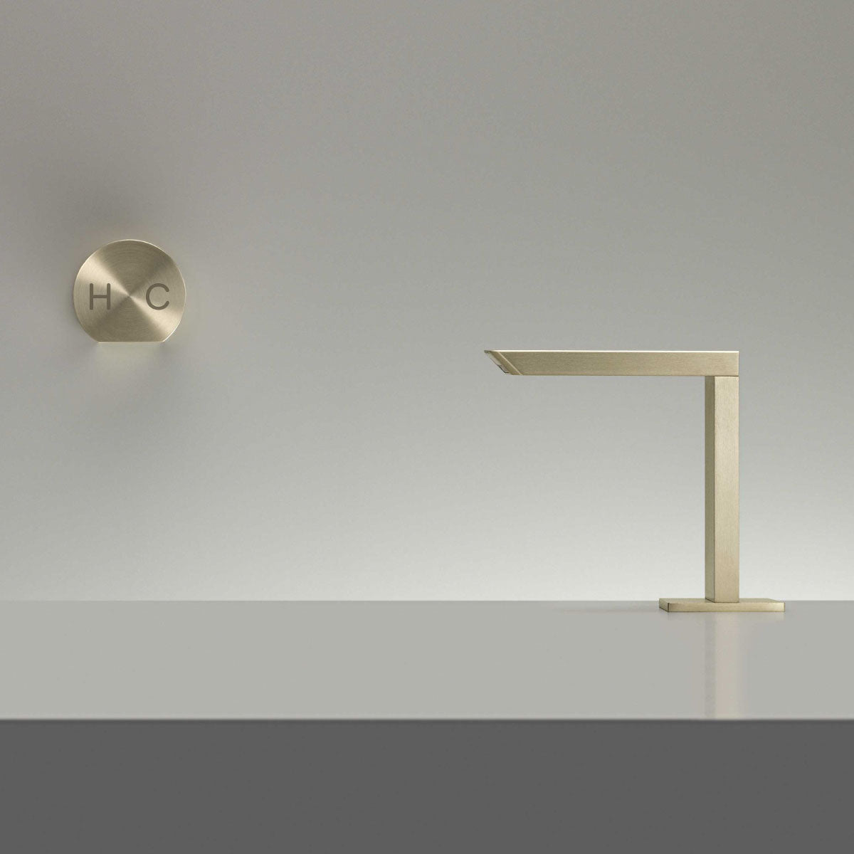NEU38 | HANDLE MIXER | $1,820.00 - $2,774.00
