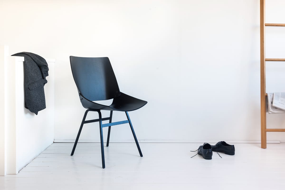 Shell Chair setting