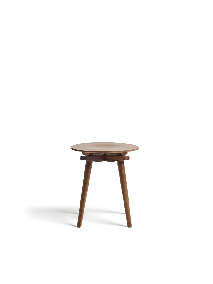 CC 41 Stool natural walnut