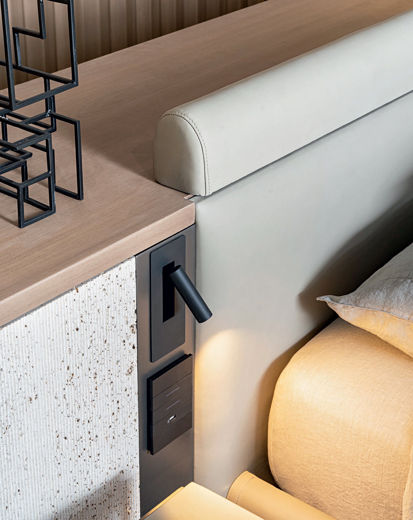 SHAKE | MAYFAIR BED | $44,513.00 - $48,501.00
