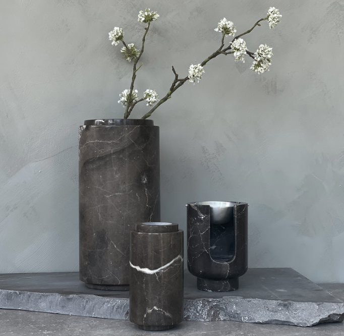 PIETRA CASA - STEM VASE SMALL - SHADOW BLACK - $446.37