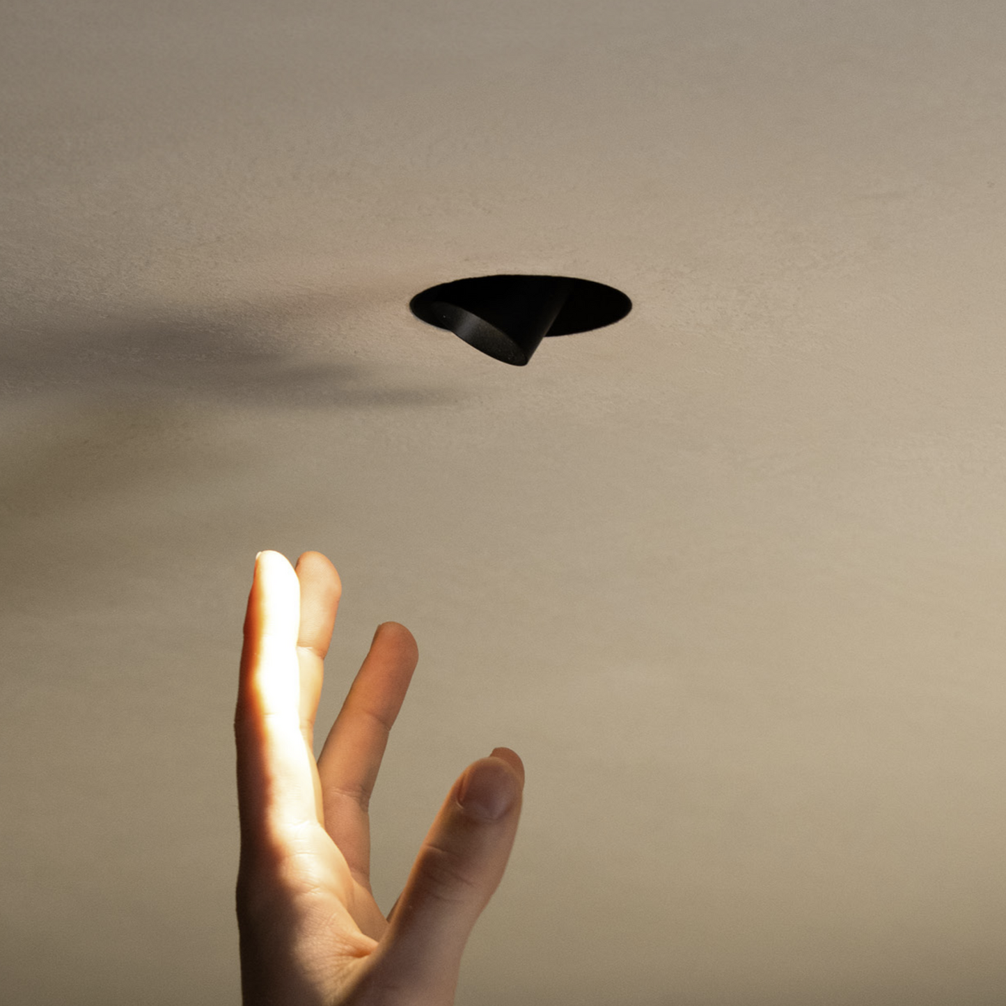 PRADO I TRIMLESS SPOT ADJUSTABLE