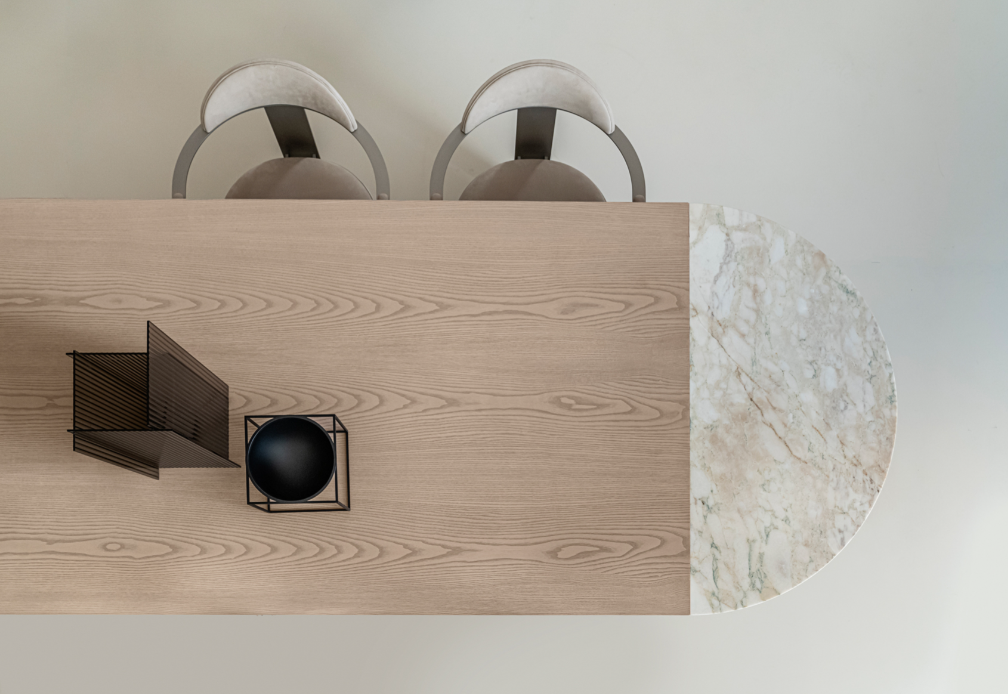 SHAKE | EGO CHAIR | $4,182.00
