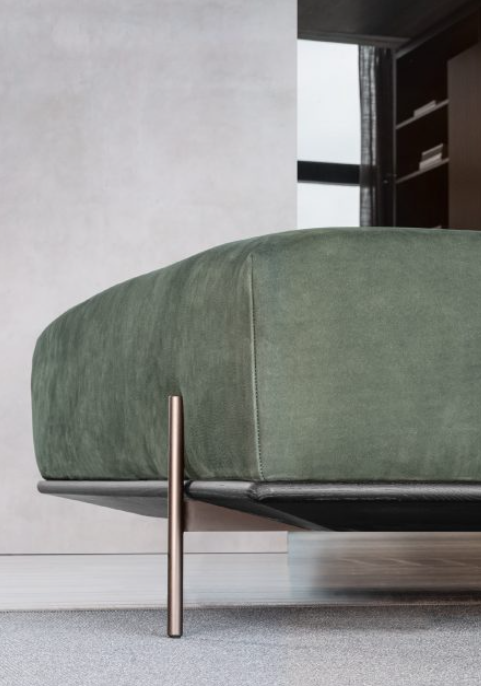 SHAKE | SOHO OTTOMAN | $7,589.00
