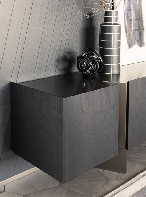 SHAKE | DEEP SIDEBOARD | $11,016.00 - $11,342.00