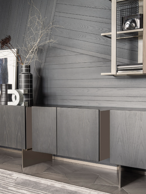 SHAKE | DEEP SIDEBOARD | $11,016.00 - $11,342.00