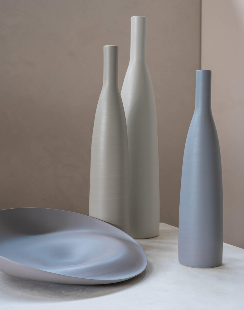 RINA MENARDI | BOTTIGLIE | $463.00 - $722.00