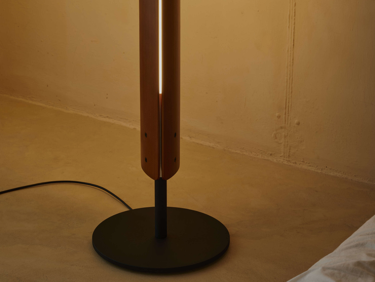 FLOS | SEKI_HAN FLOOR LAMP | $2,630.00