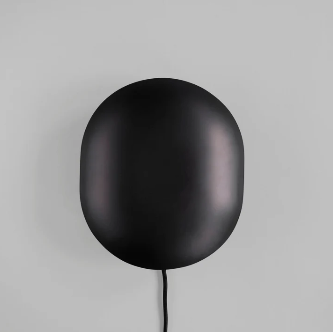 CLAM WALL LAMP I $295.00