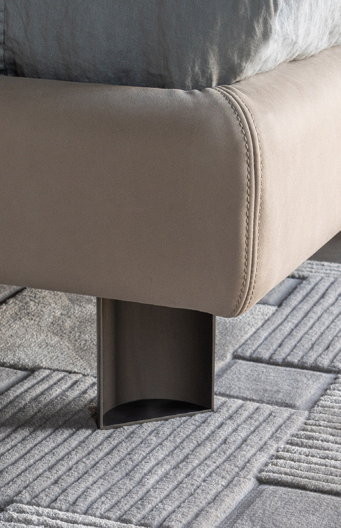 SHAKE | CHLOE BED | $20,053.00 - $23,154.00