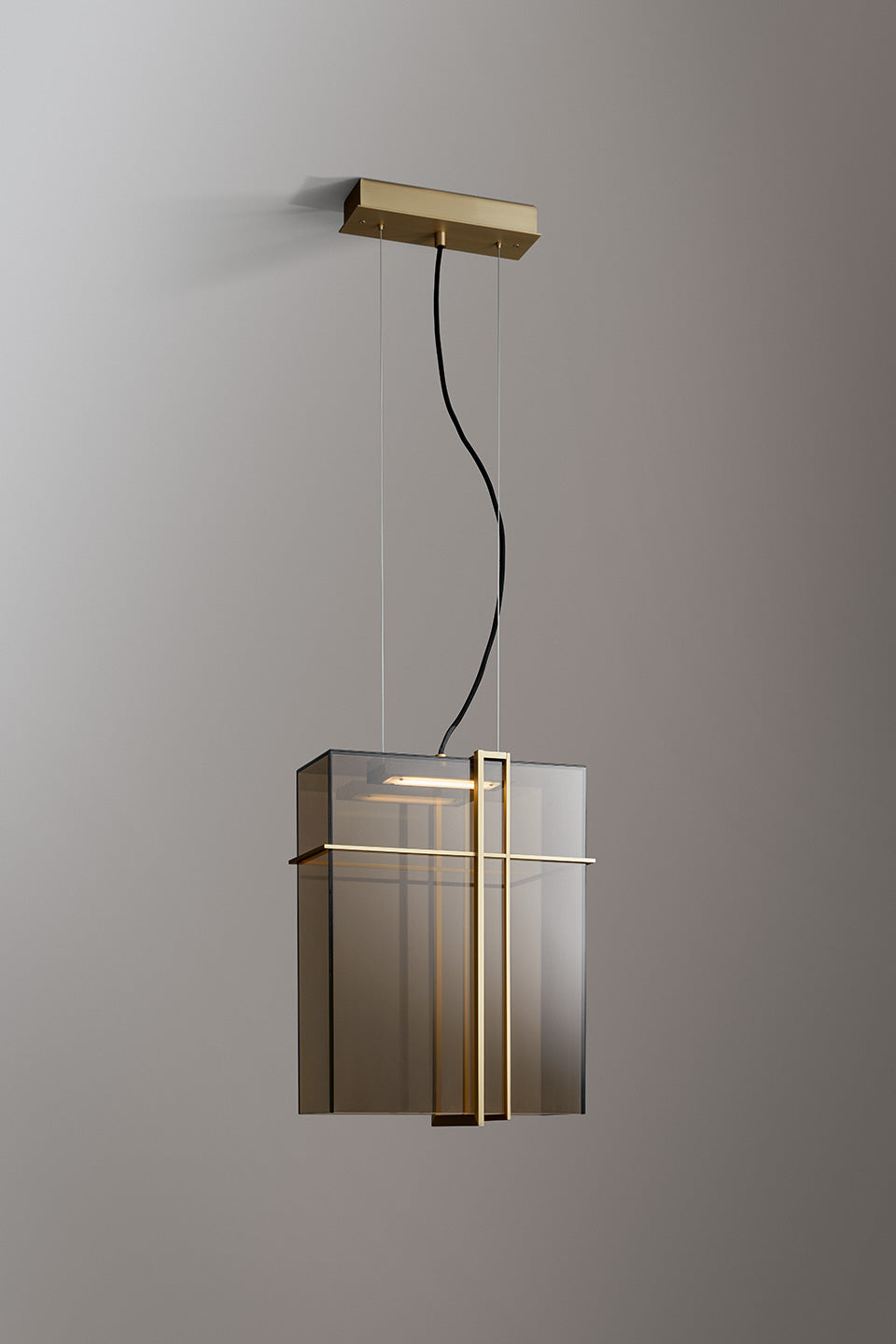 VENICEM UTMOST SUSPENSION LAMP - $6,050.00