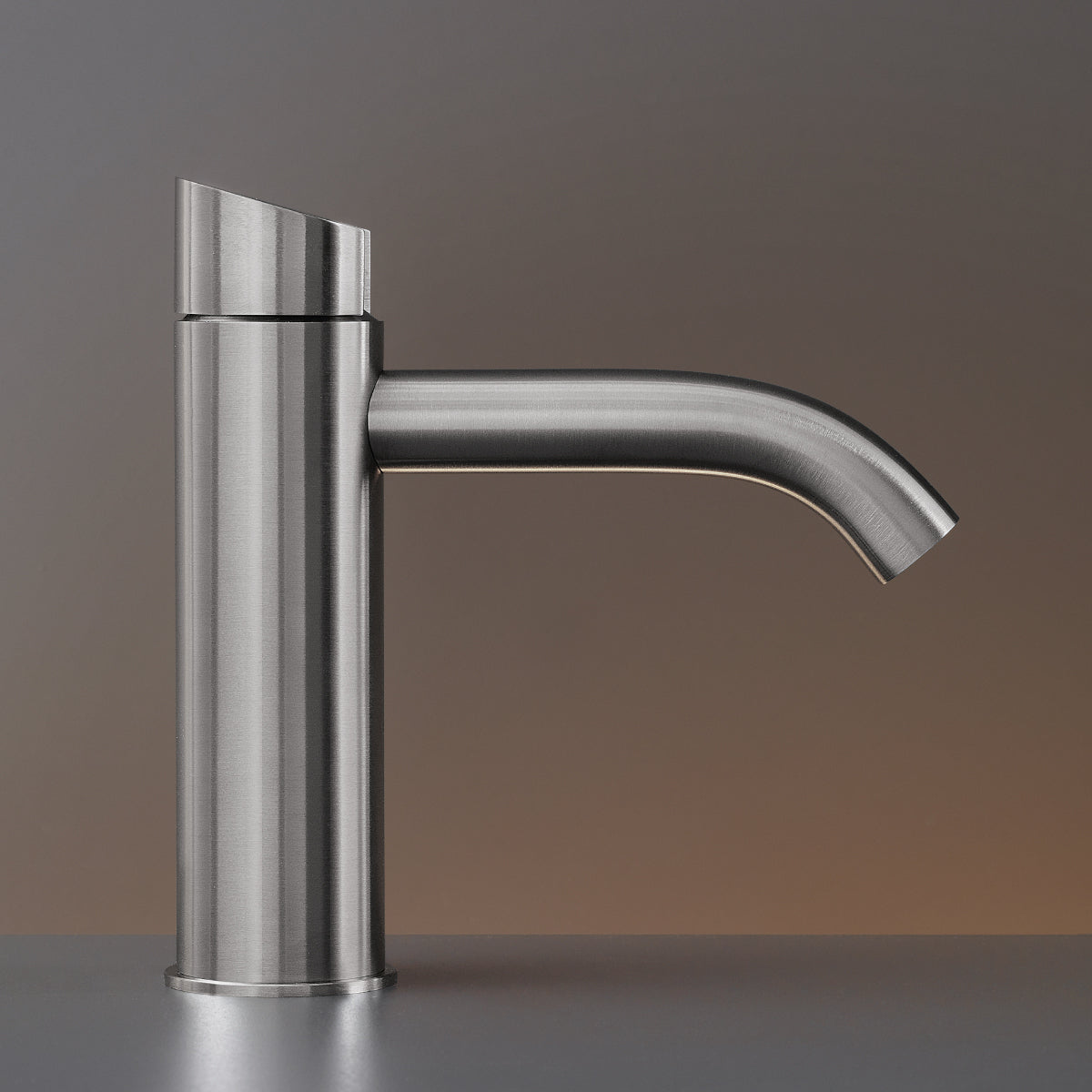 ZIQ39 | DECK SPOUT | $802.00 - $1,580.00