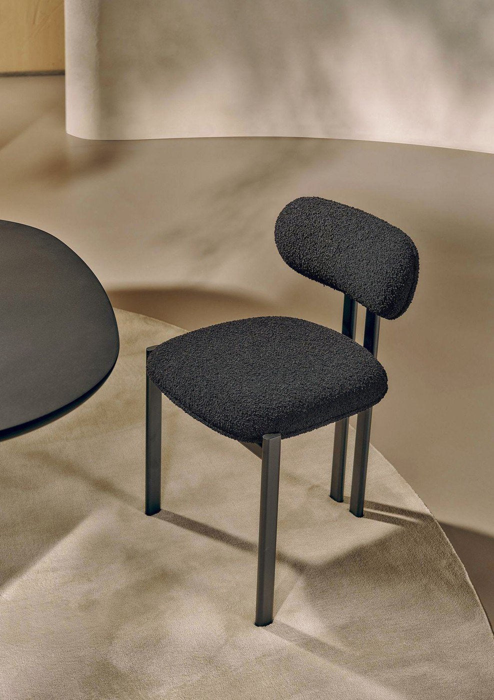 BAY METAL CHAIR | $1,584.00 - $3,718.00