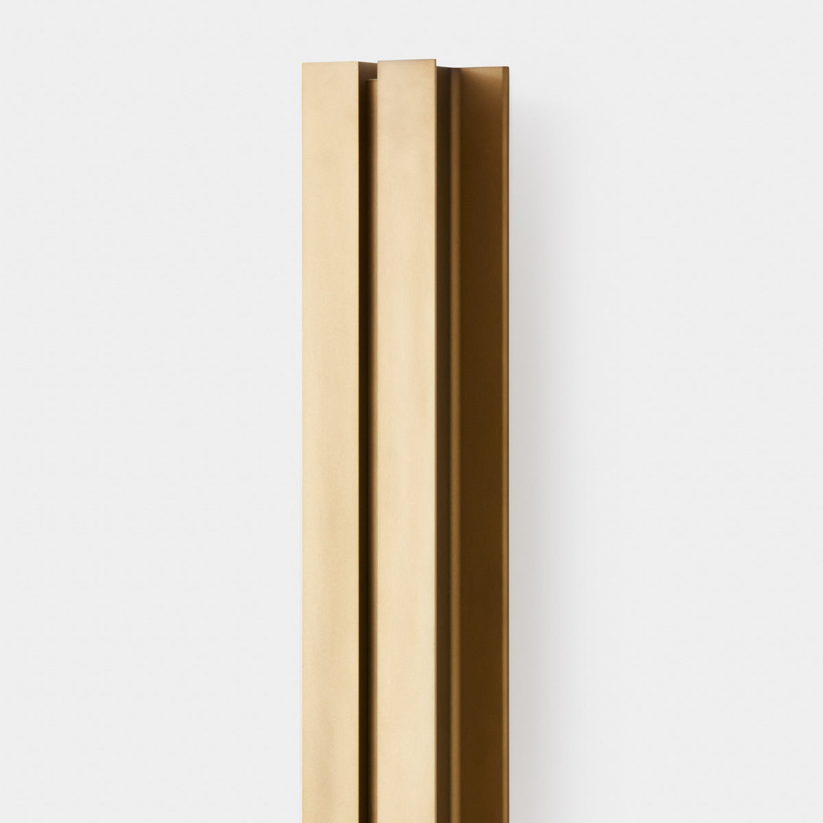 Structure Pilar & Viga 520.43V vertical wall light by TOOY
