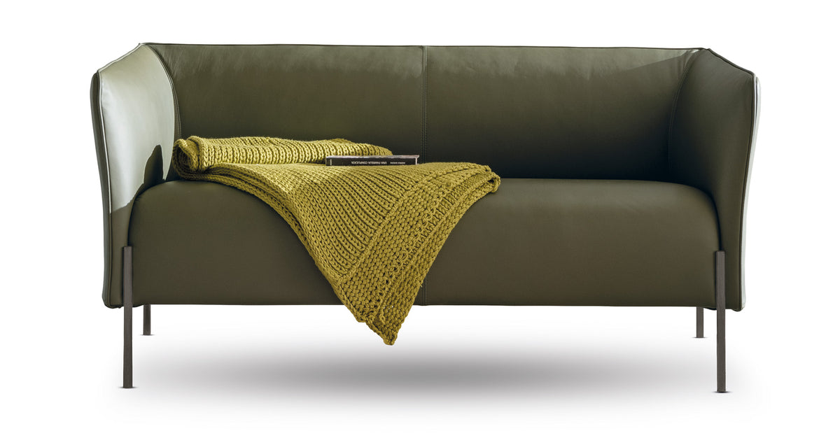 DOLLY SOFA