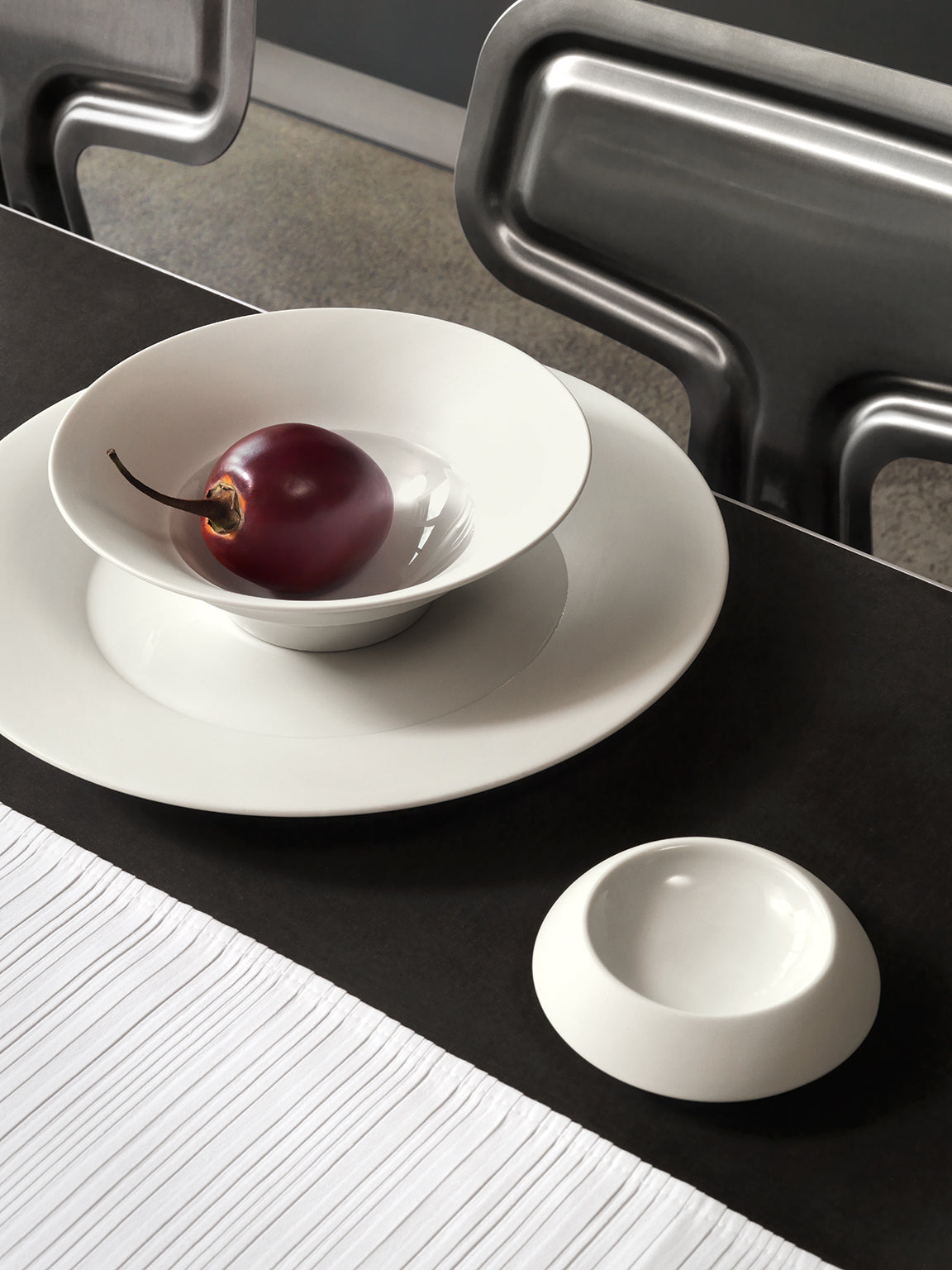 Hering Berlin Velvet Salad/Soup Bowl