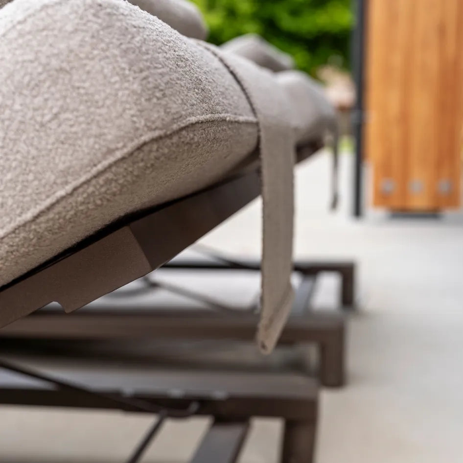 4 SEASONS OUTDOOR | MADEIRA DAYBED | $3,491.00