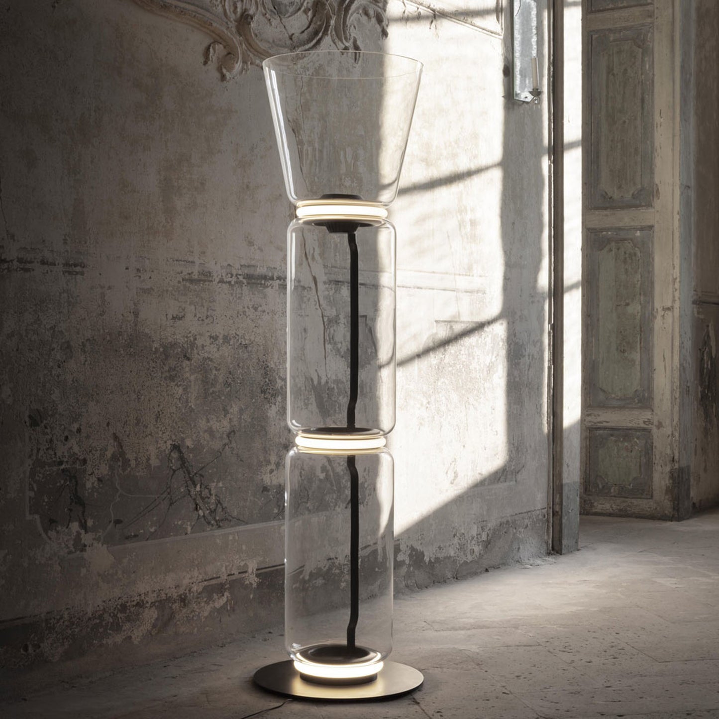 FLOS | NOCTAMBLUE CYLINDER FLOOR LAMP LIGHT | $6,750.00 - $9,280.00