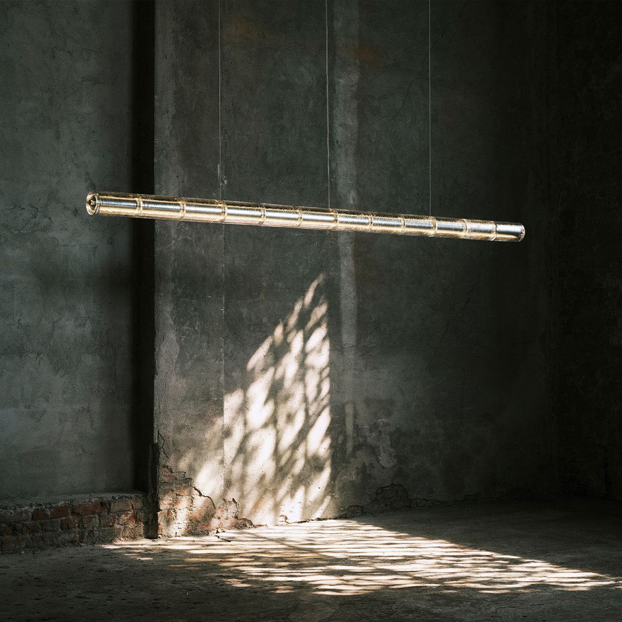 FLOS | LUCE ORIZZONTALE LINEAR PENDANT LIGHT | $7,456.00 - $9,503.00