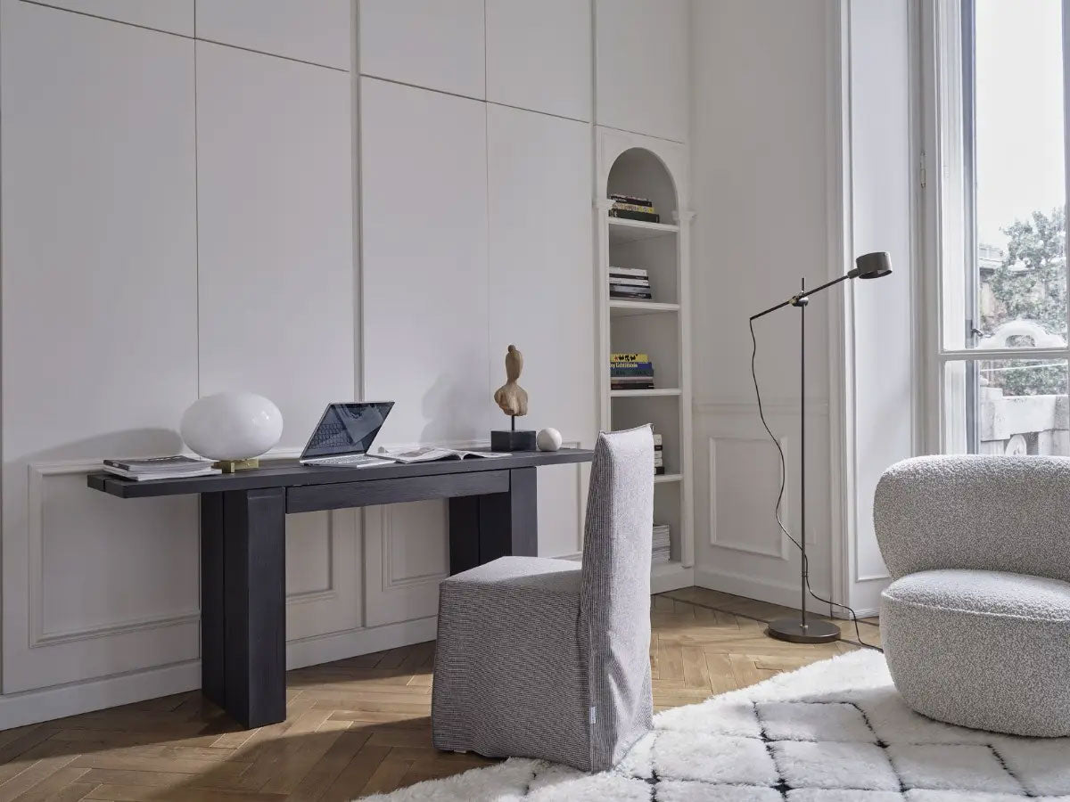 Yaku writing desk by Gervasoni