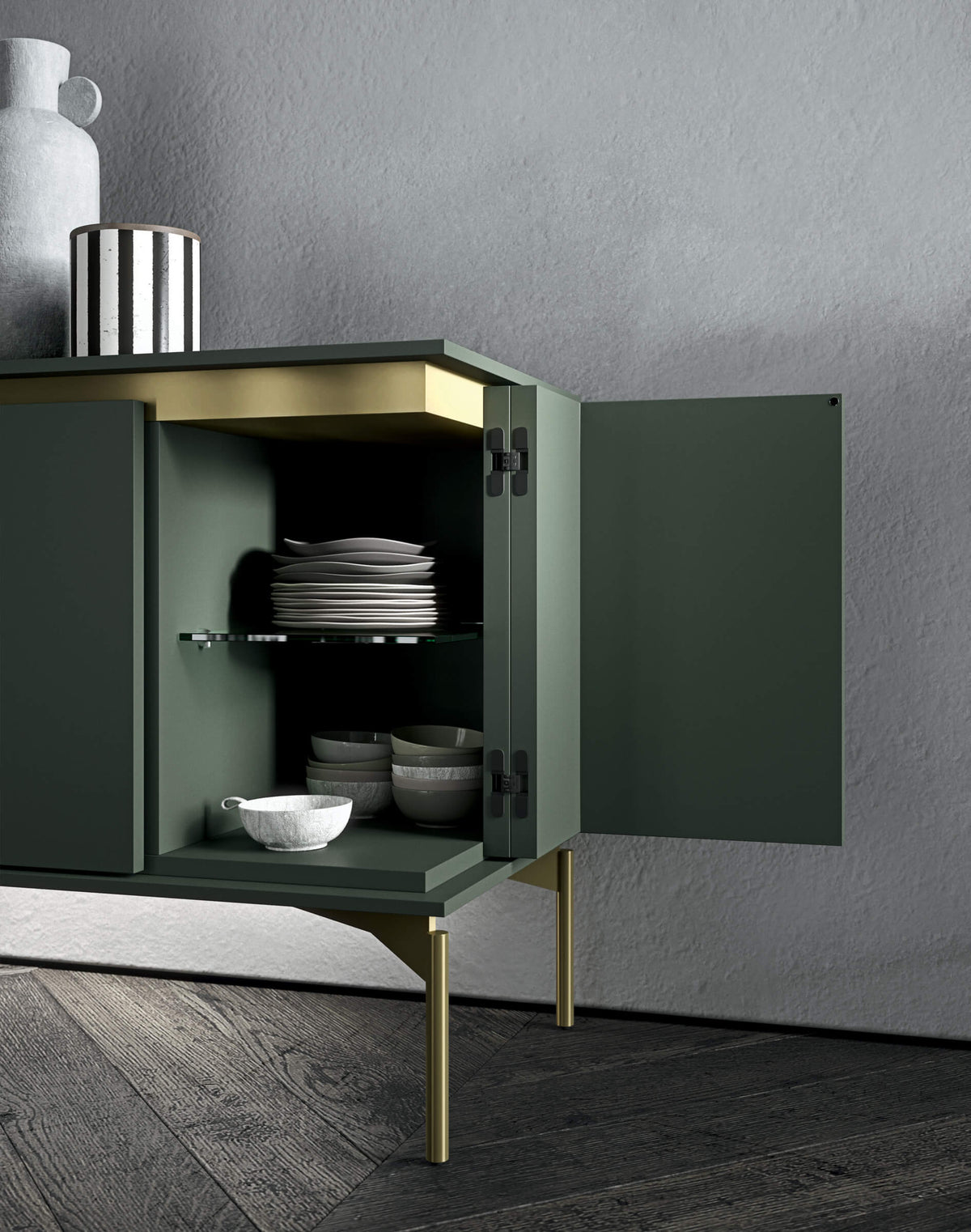 HUG SIDEBOARD