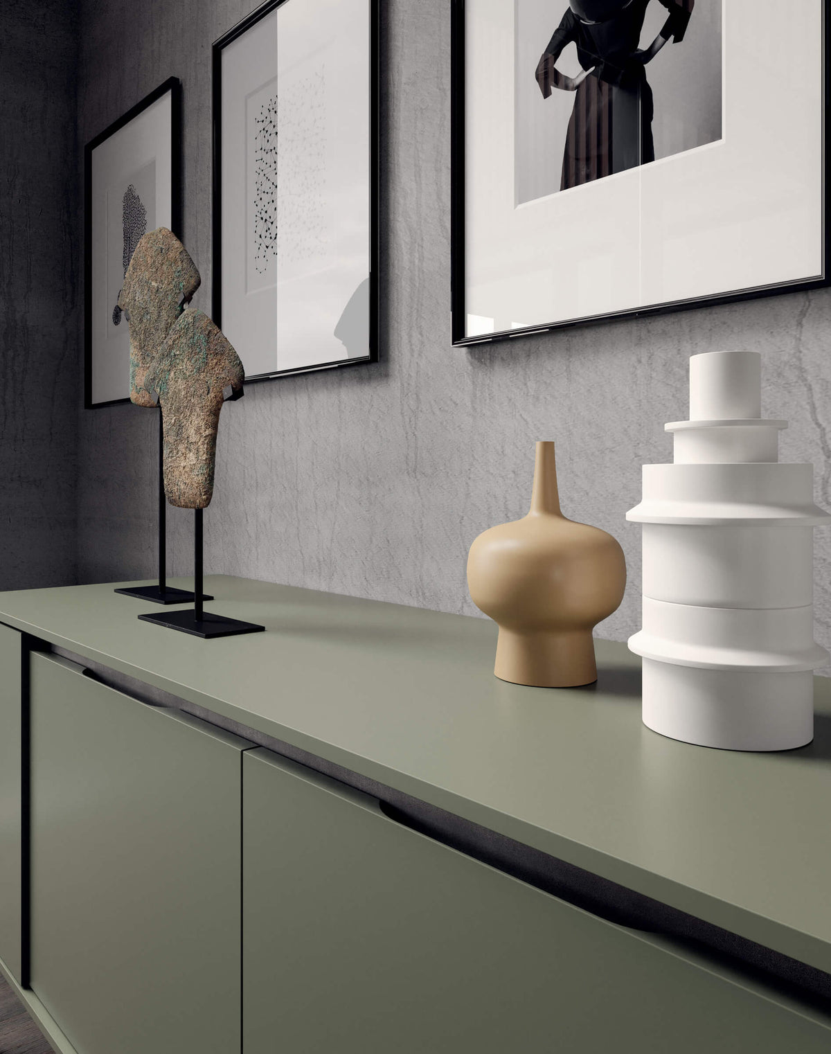 HUG SIDEBOARD