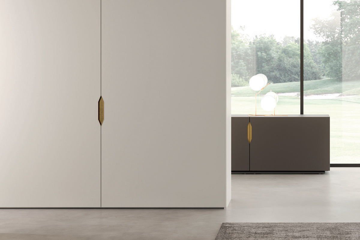 RHO SIDEBOARD