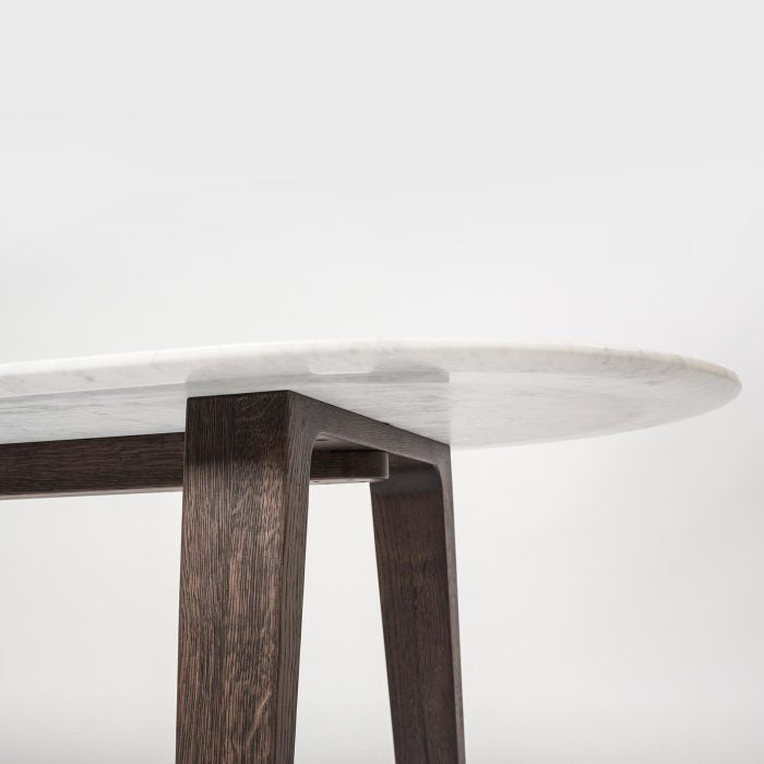 MAXIMUS Dining Table