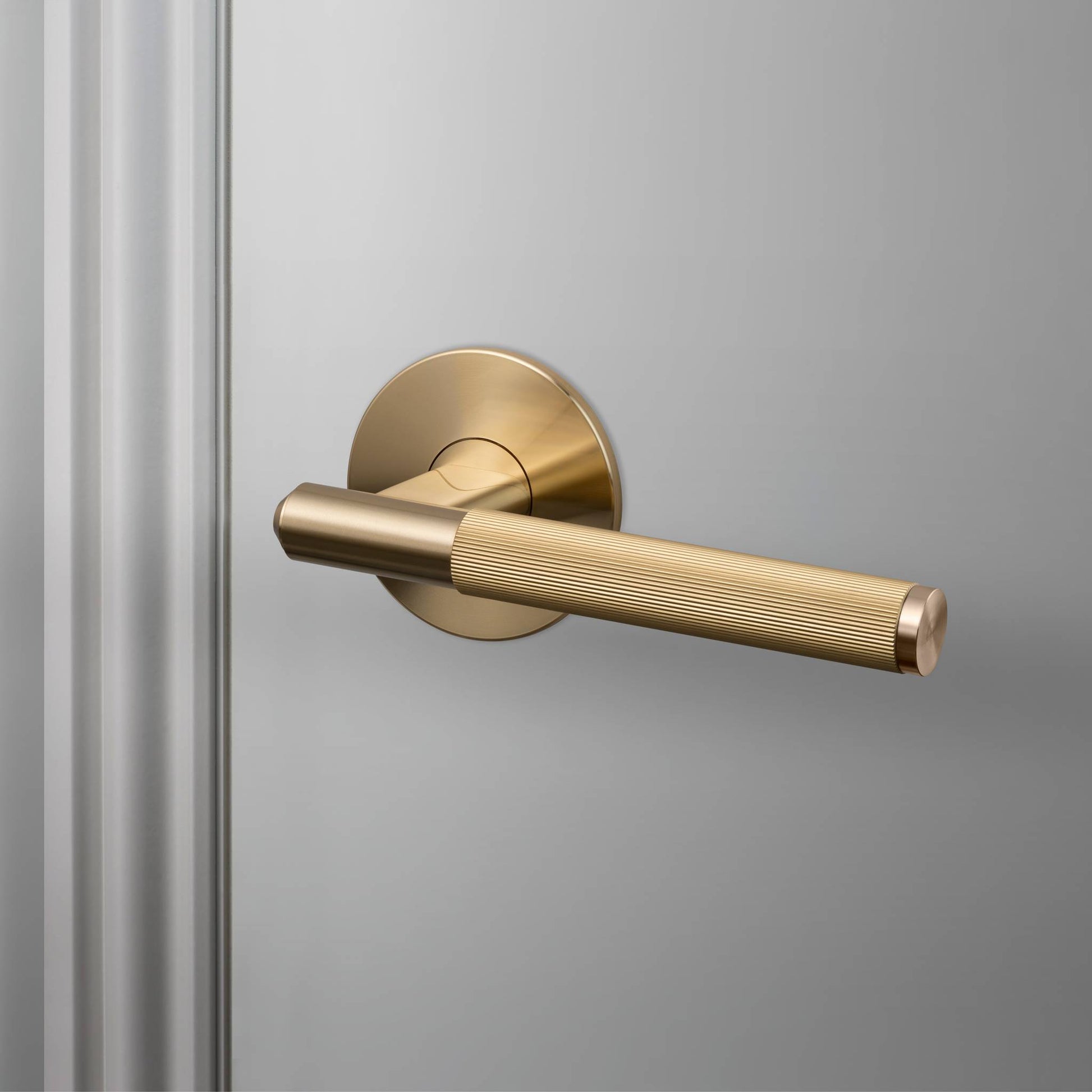 Fixed Door Handle Rose Linear - Brass