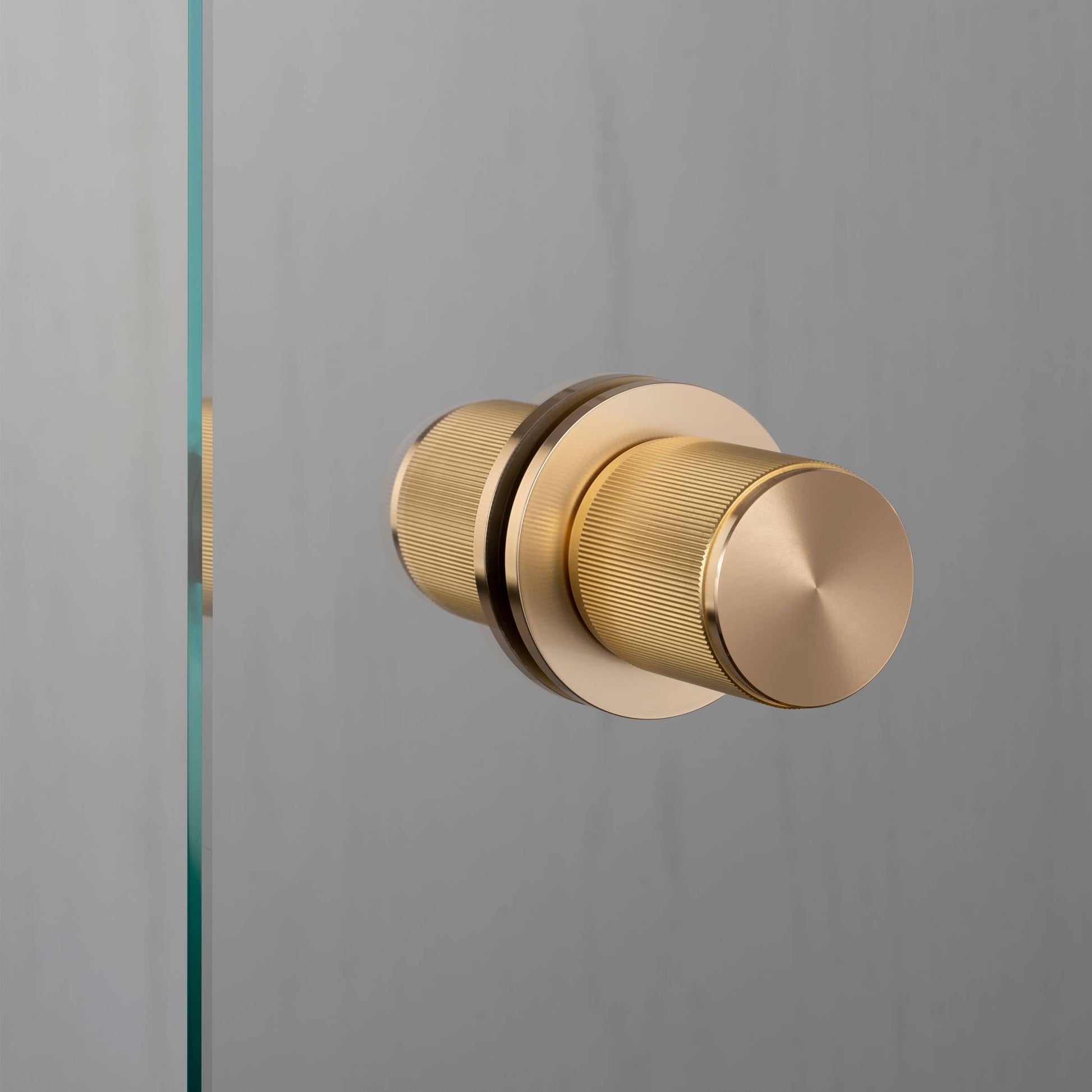 Fixed Door Knob Double-Sided Linear - Brass