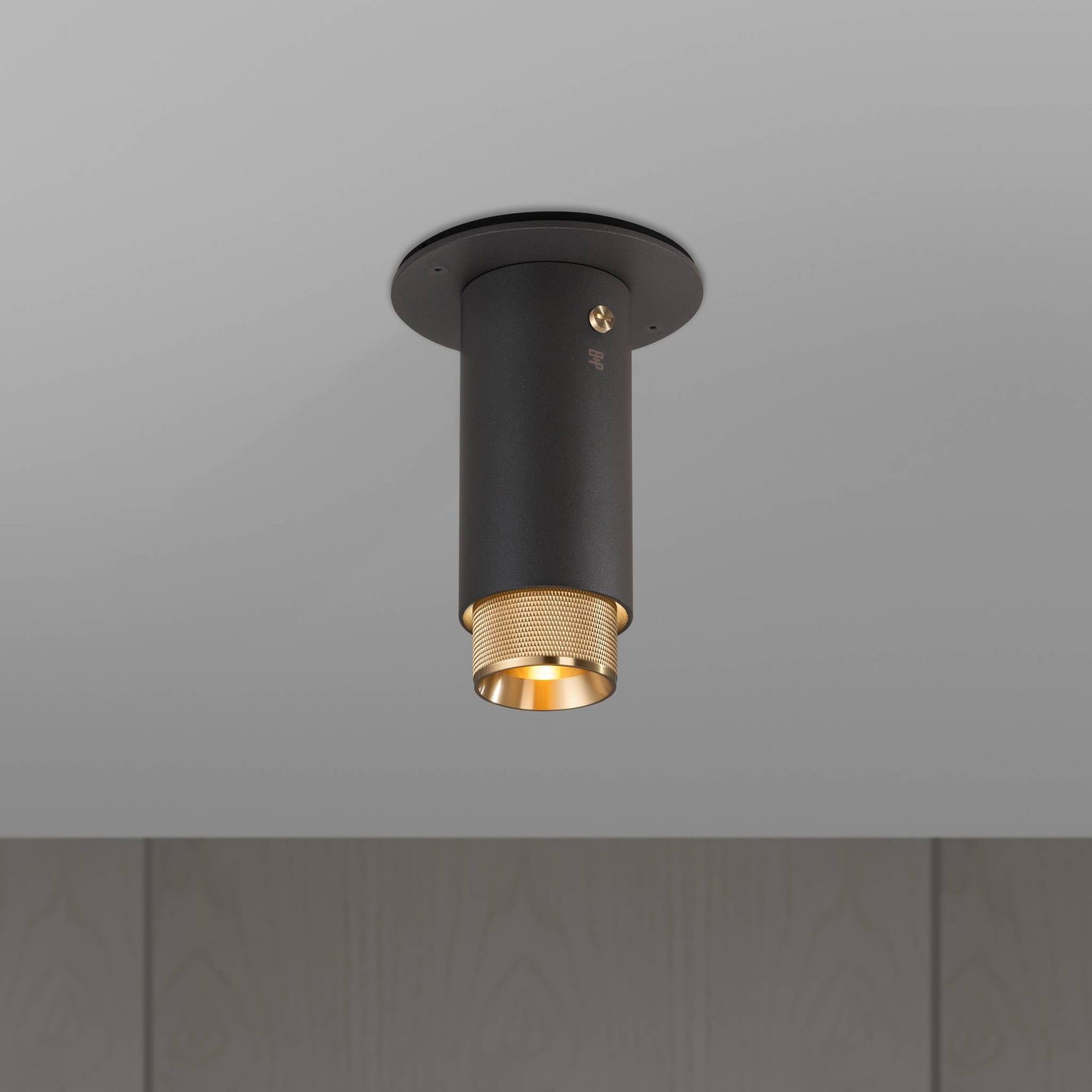 Exhaust Surface Cross Graphite Brass