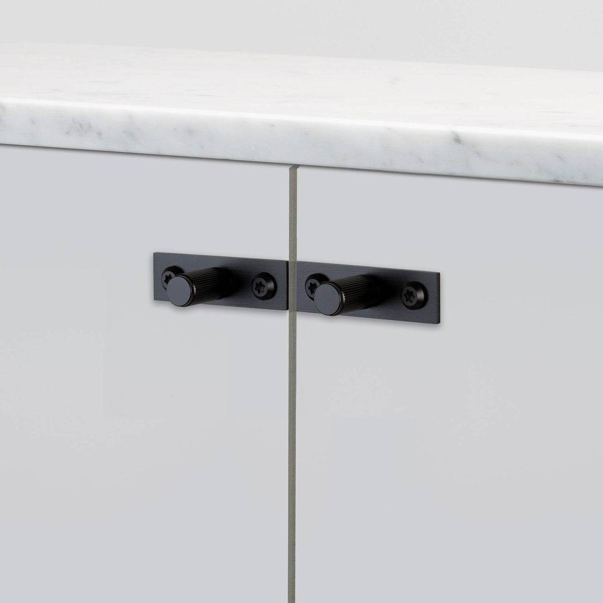 Furniture Knobs Plate Linear - Black