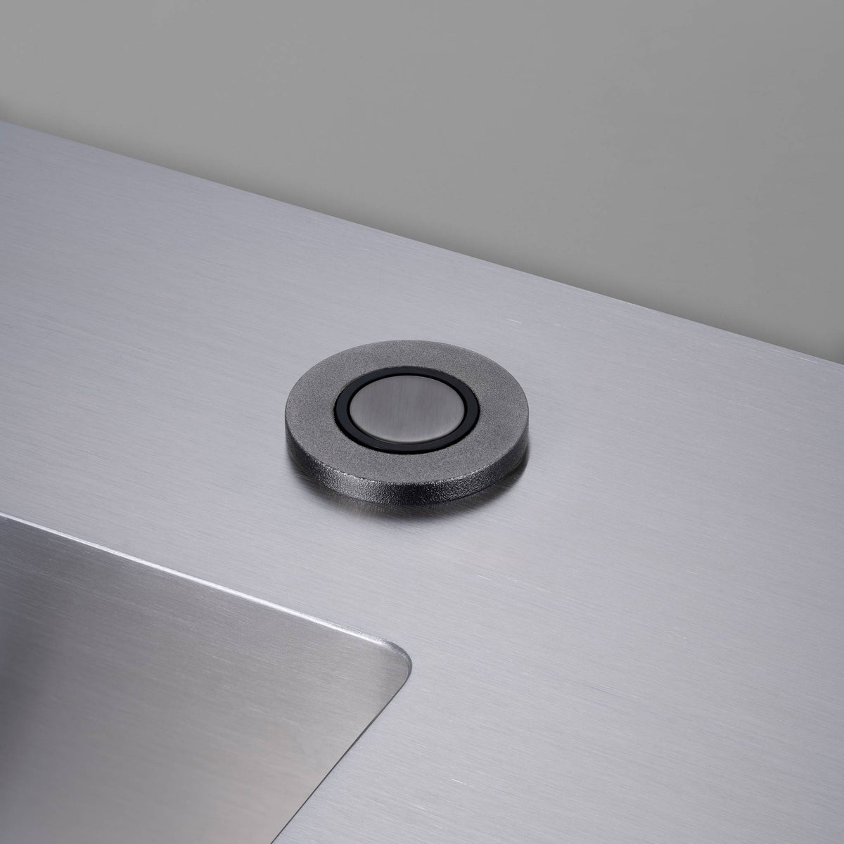 Air Switch Kit - Gun Metal