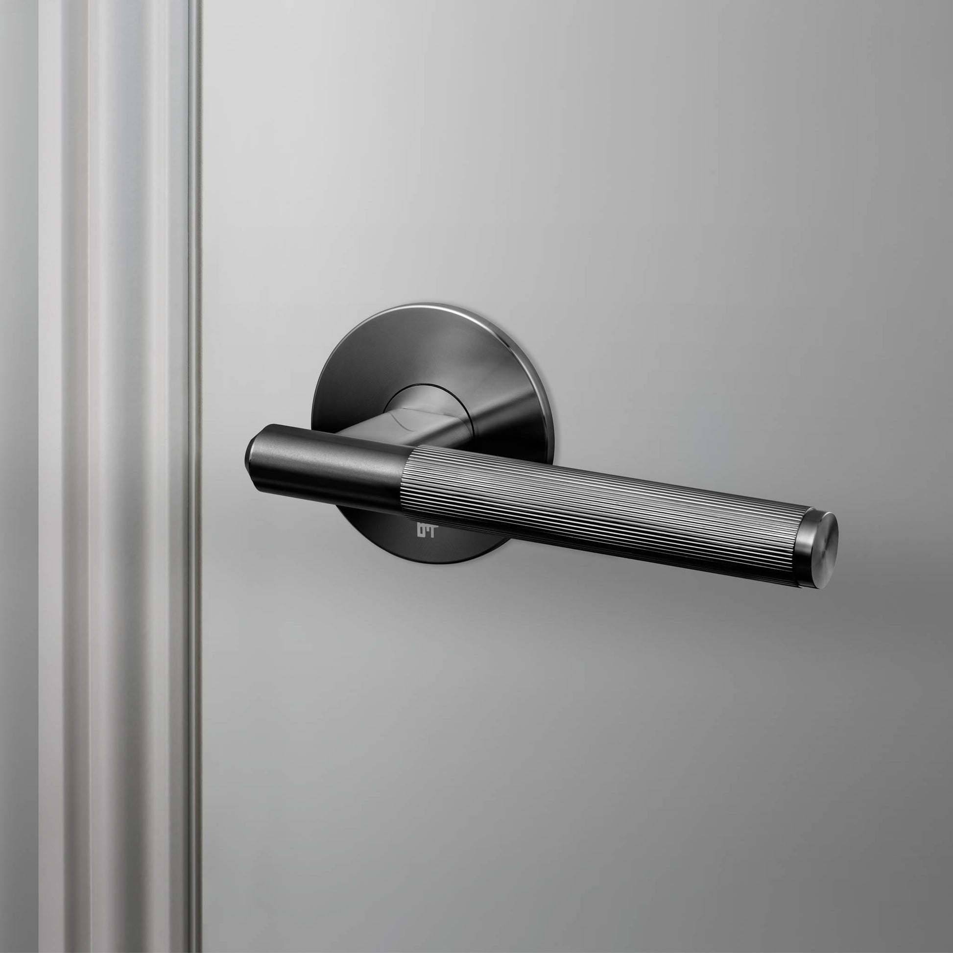 Fixed Door Handle Single Sided Linear - Gun Metal