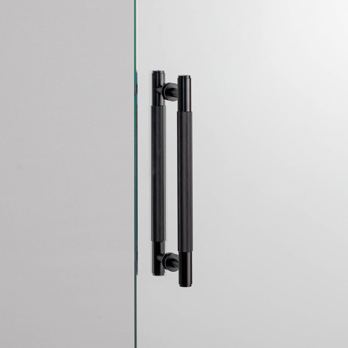 Pull Bar Double-Sided - Smoked Bronze