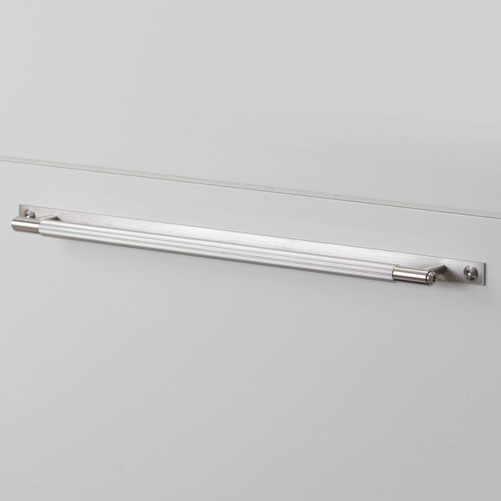 Pull Bar Plate Linear - Steel Large