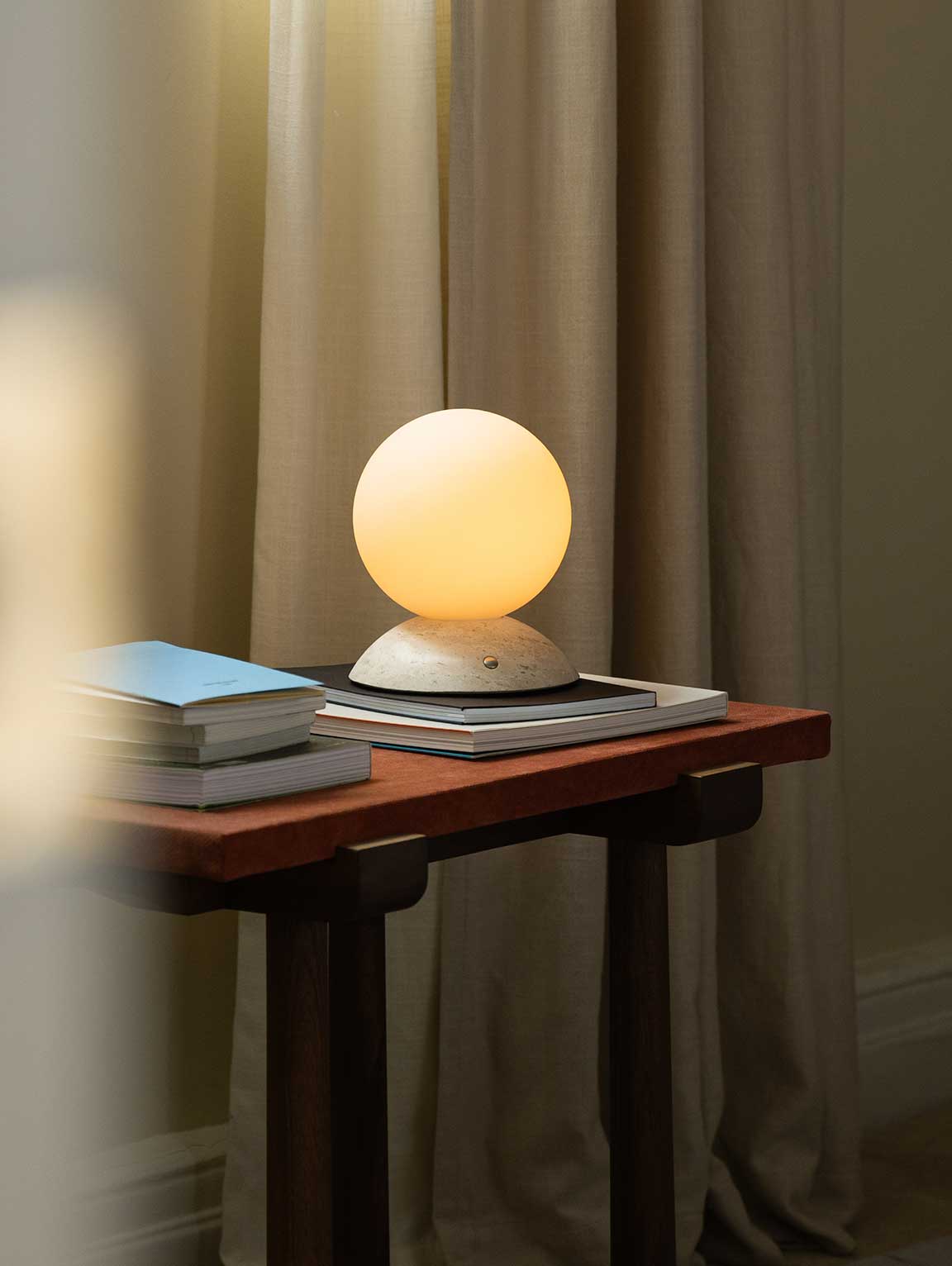 ORIGO WHITE Portable Lamp by David Pompa