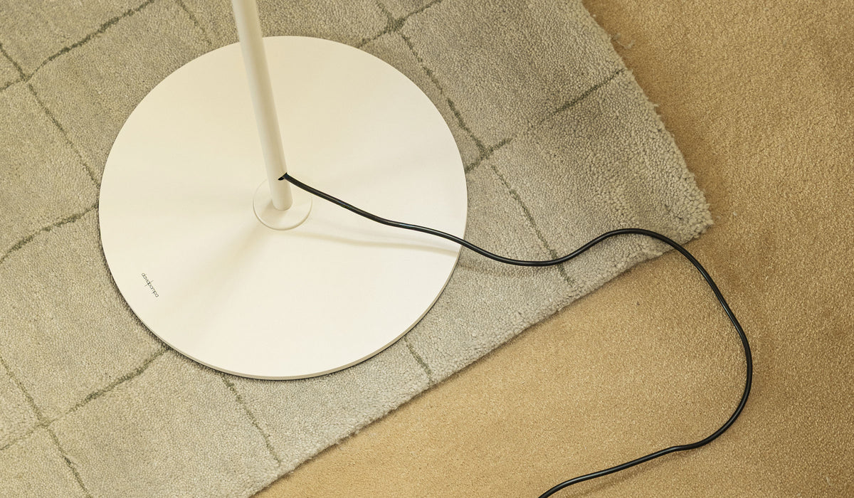 ORIGO WHITE Floor Lamp by David Pompa