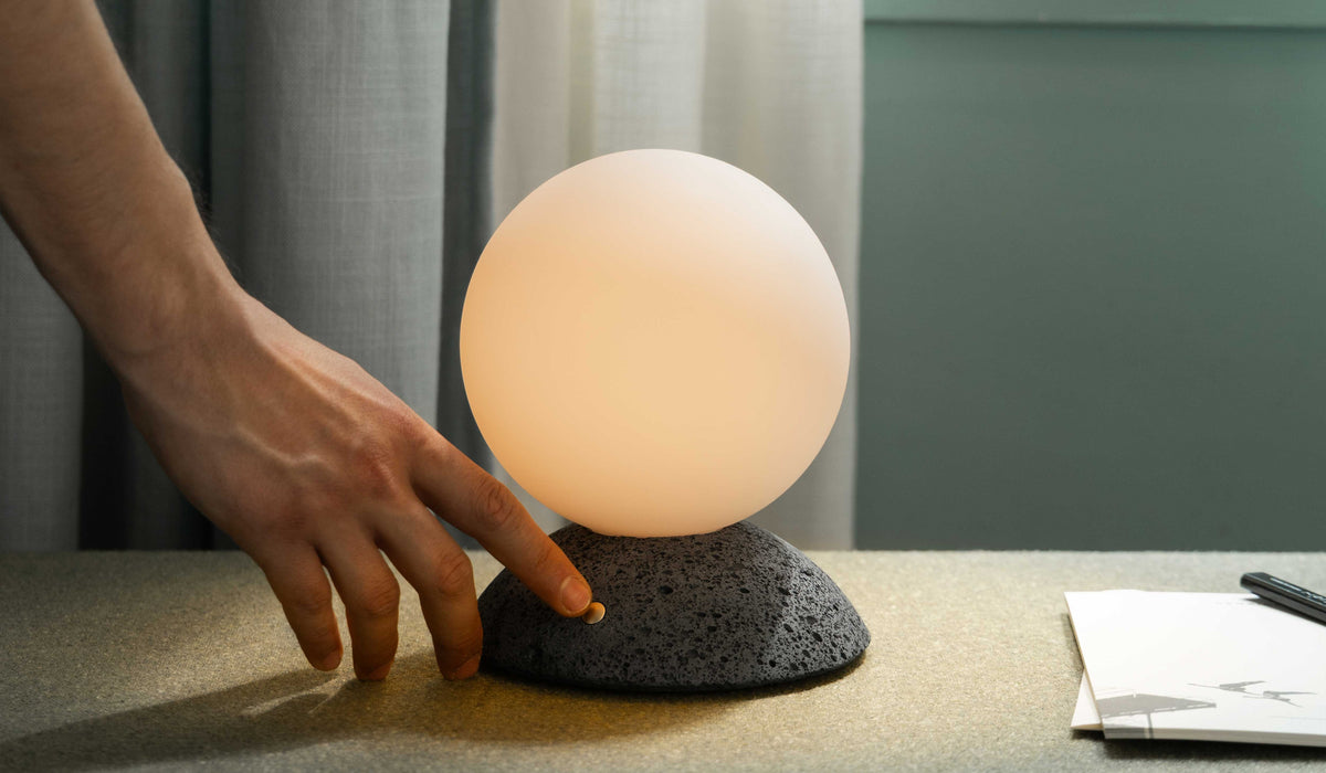 ORIGO BLACK Portable Lamp by David Pompa