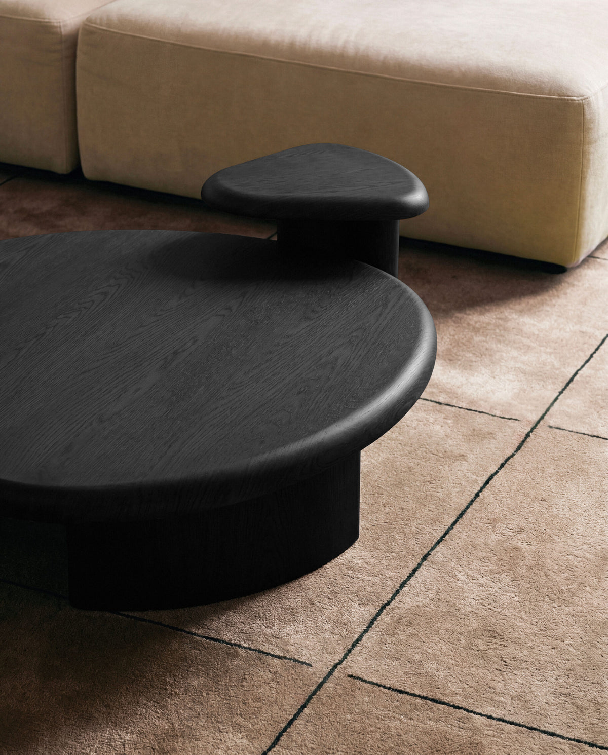 SECOLO | ORMAE SIDE TABLE