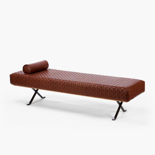 SIGMUND BENCH