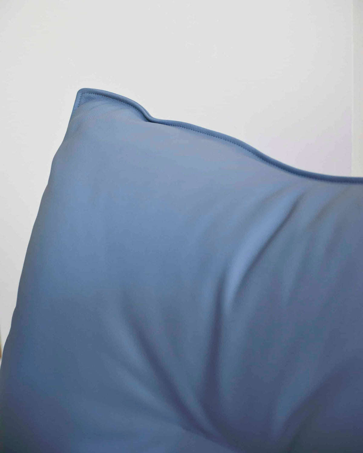 SECOLO | PLUMEA LOUNGE CHAIR