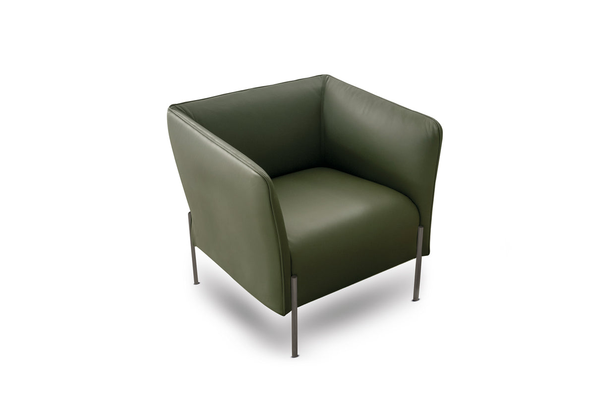 DOLLY ARMCHAIR